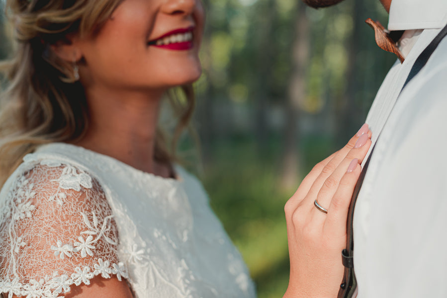 Alianzas de boda originales: ¿por qué no con madera?