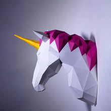 Cargar imagen en el visor de la galería, Unicornio decorativo para pared fabricado en cartón

