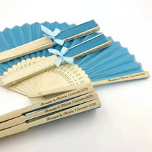 Cargar imagen en el visor de la galería, Abanicos de colores personalizables para bodas y celebraciones
