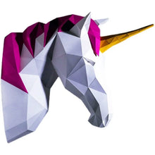 Cargar imagen en el visor de la galería, Unicornio decorativo para pared fabricado en cartón
