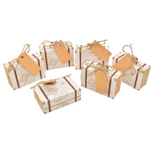 Cargar imagen en el visor de la galería, Cajas de cartón con forma de maleta para regalos de boda
