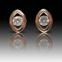 Load image into Gallery viewer, Horus model gold and diamond earrings
