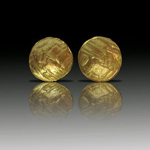 Load image into Gallery viewer, Yurika model textured gold earrings
