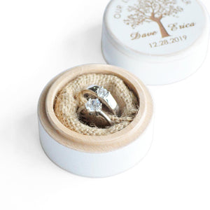 Boîte ronde en bois blanc pour bagues