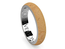 Load image into Gallery viewer, Wood and silver ring model Frugg
